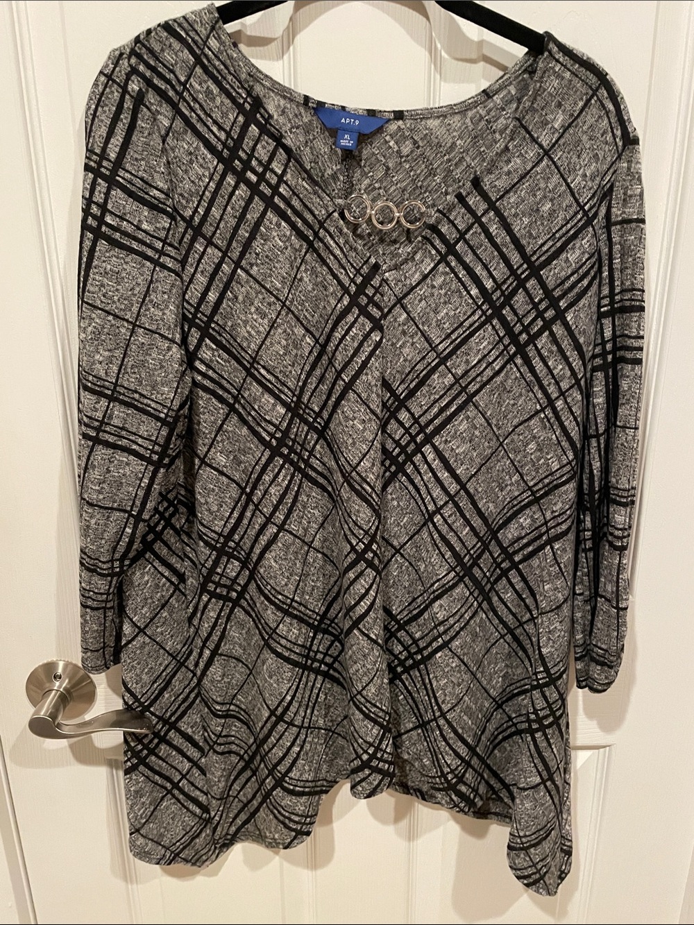 Apt. 9 Gray and Black Plaid-Style Scoop Neck blouse with Ring Detail